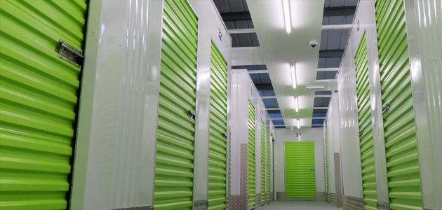 Hobden's - Loading of truck