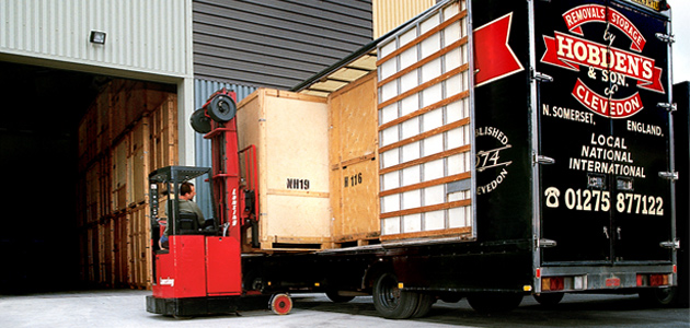 Hobden's - Loading of truck